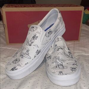 Vans Women’s White Beach design Slip-On Shoes